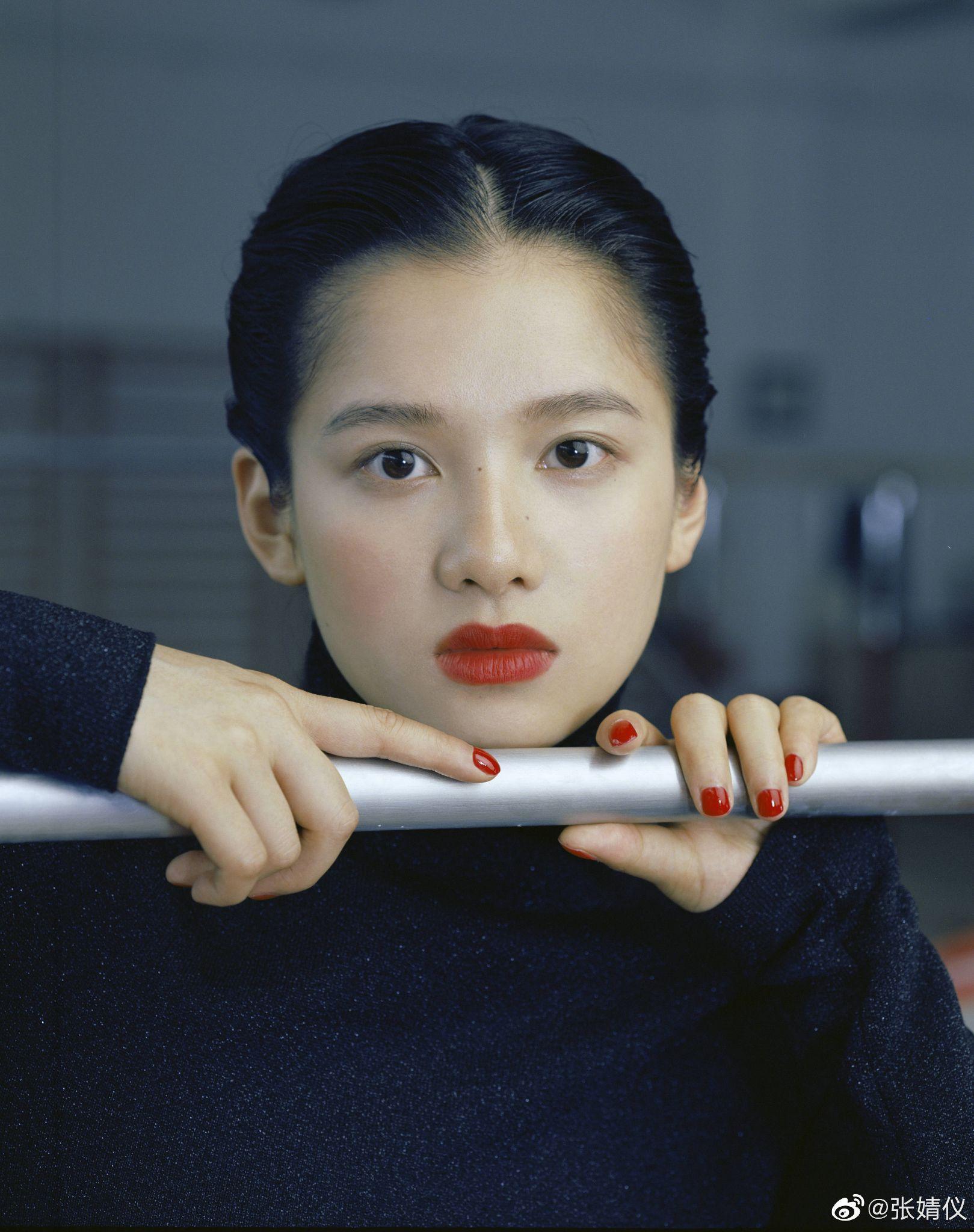 如何评价演员张婧仪?