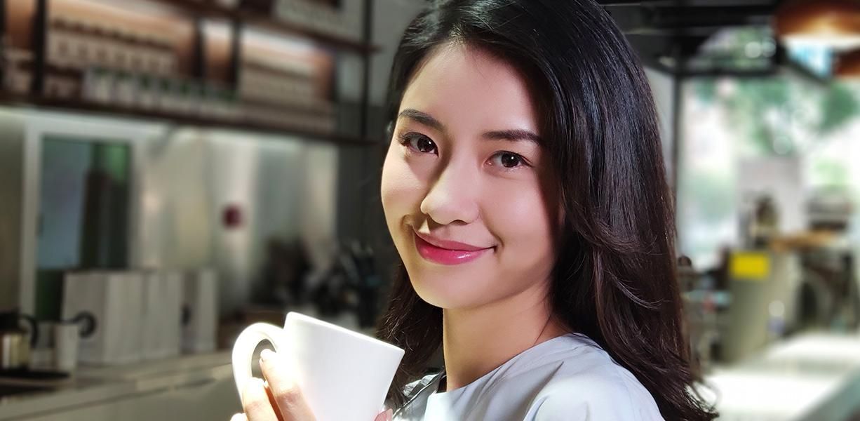 如何评价小米8系列手机18天销量突破100万台