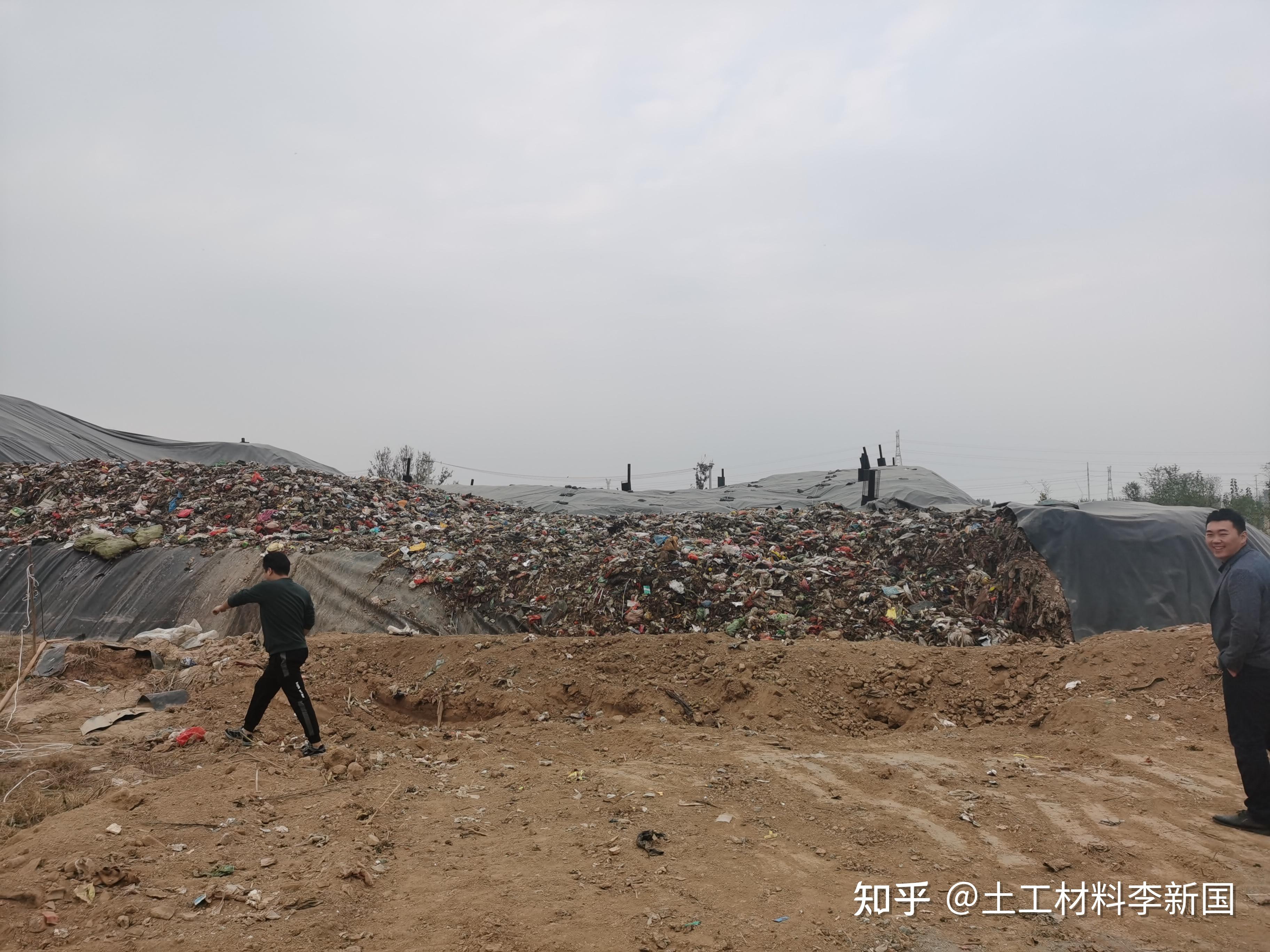 垃圾填埋场内部基本构造