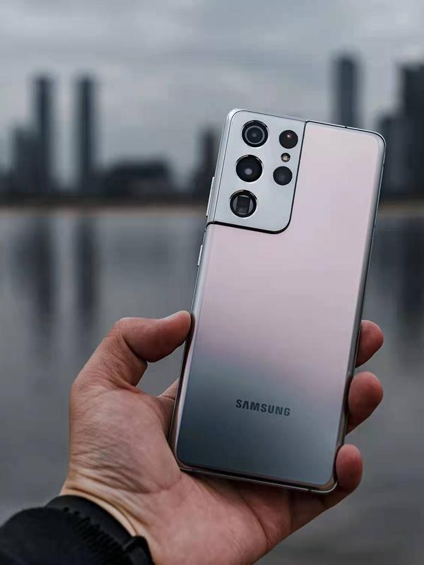 已经快 2022 年了,三星 note 20 u 还值得买吗?