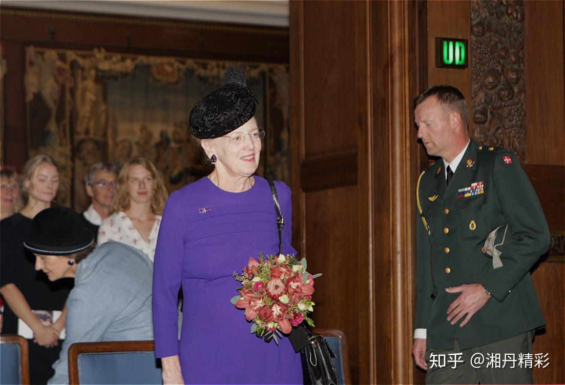 丹麦女王出席皇家剧院“皇家夏日舞会”观看芭蕾舞演出 - 知乎