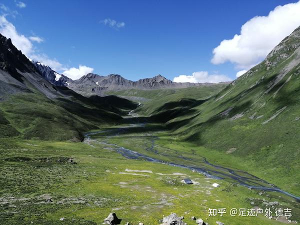 勒多曼因 Reddomain 海拔6112m 位于四川省横断山脉贡嘎山域北部日乌且沟与磨西沟的交汇处 知乎