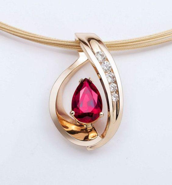 海底轮宝石红榴石