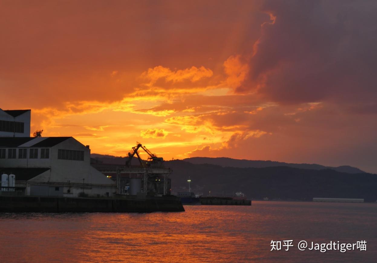旧日本帝国海军的摇篮大和号的诞生地当代海自最重要的基地吴港最全