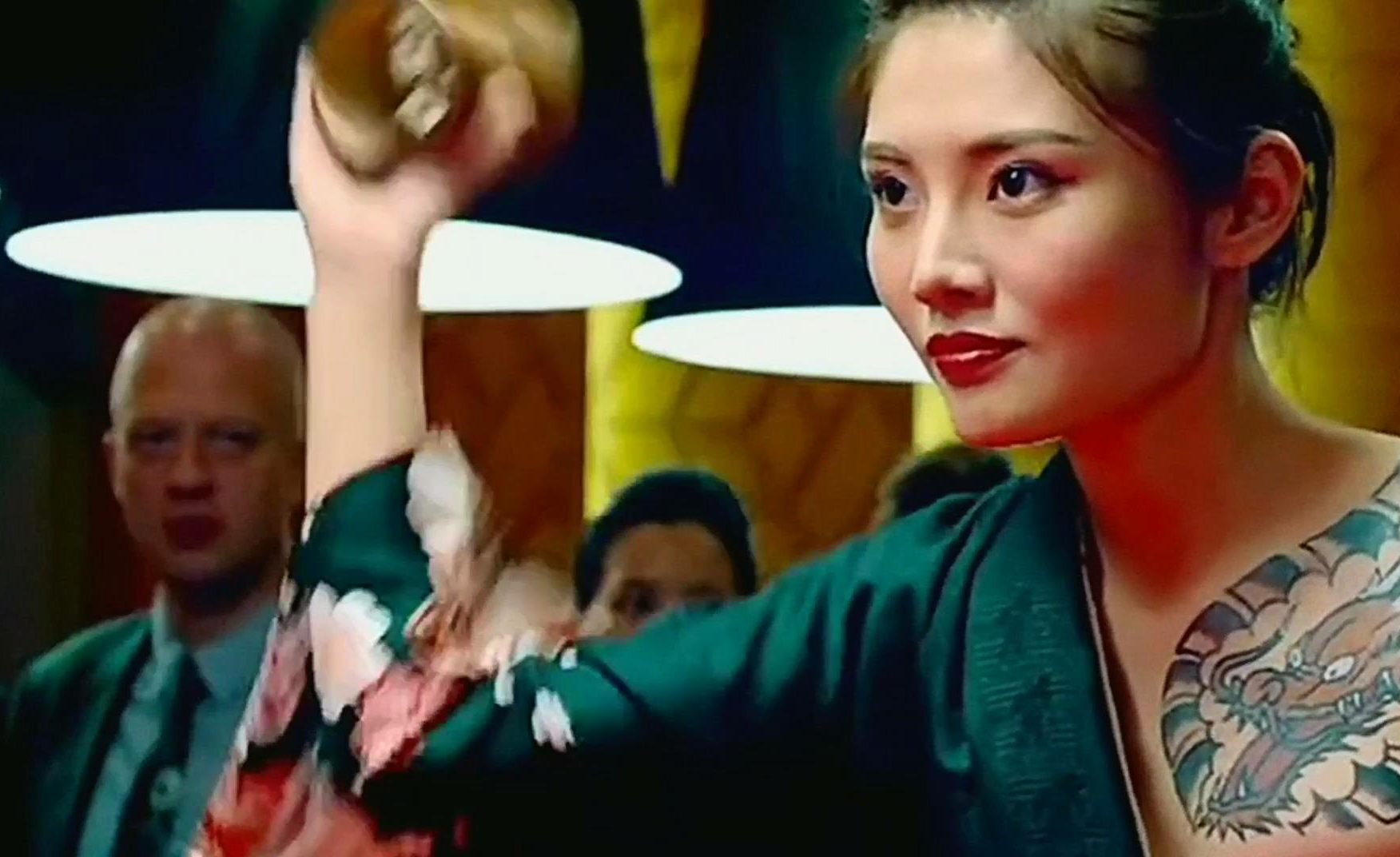 风云(电影)澳门打牌刘德华(演员)周润发相关推荐 2:44赌神星爷打麻将!