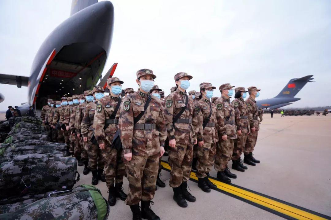 他们也是一群孩子啊