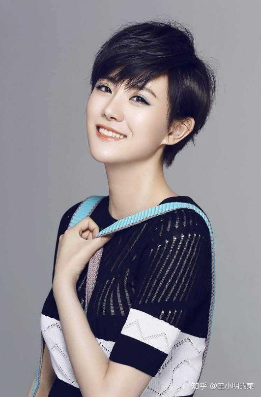 分析牟星出场费肖像代言费商业演出费翻包