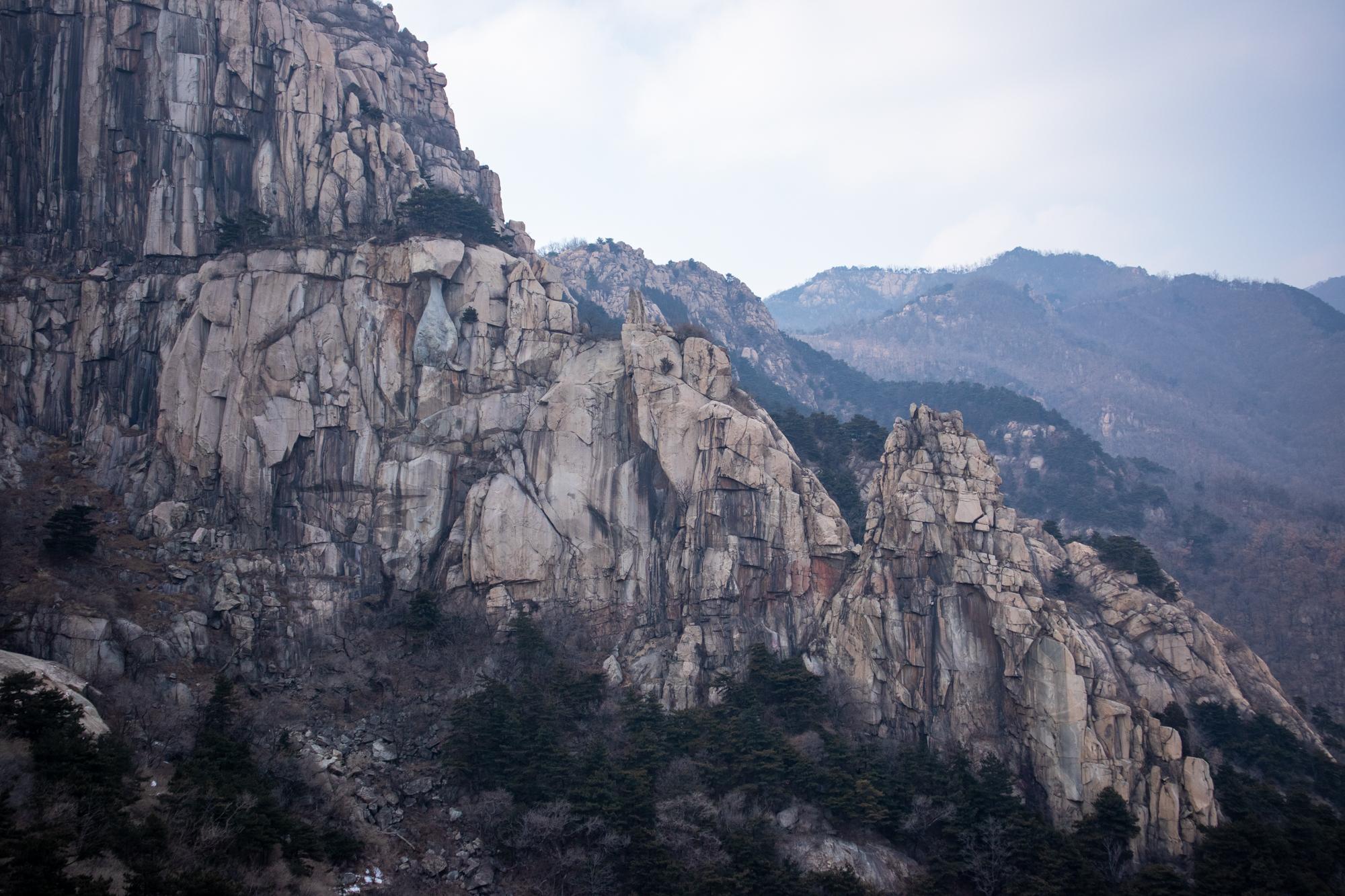 记泰山之狮驼岭扇子崖休闲