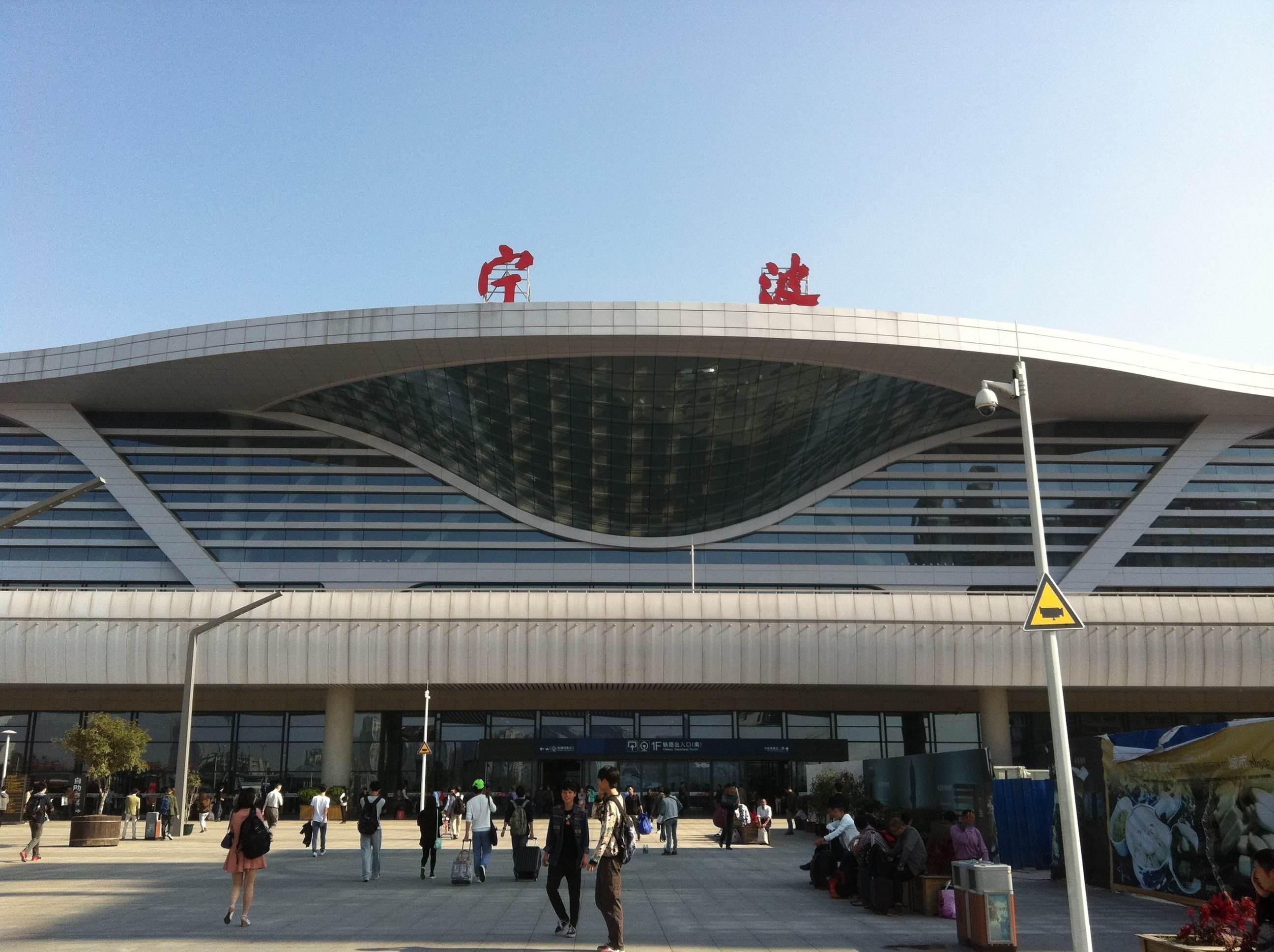 比起小鲜肉来说这才叫签字