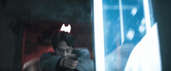 《人工情报》名导演+强卡司，硬核动作票房惨扑？