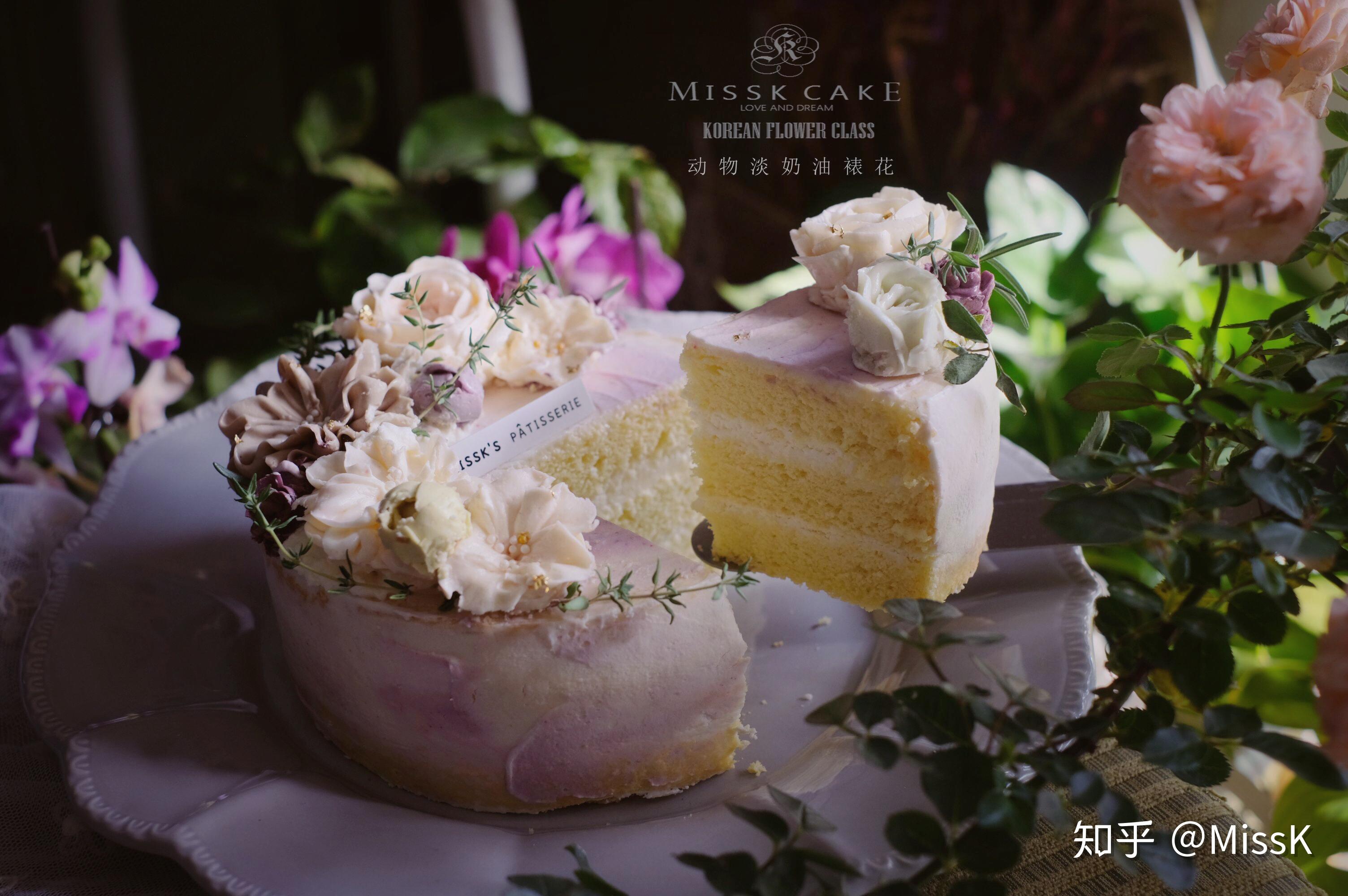 奶油裱花蕾丝蛋糕怎么做_奶油裱花蕾丝蛋糕的做法_豆果美食