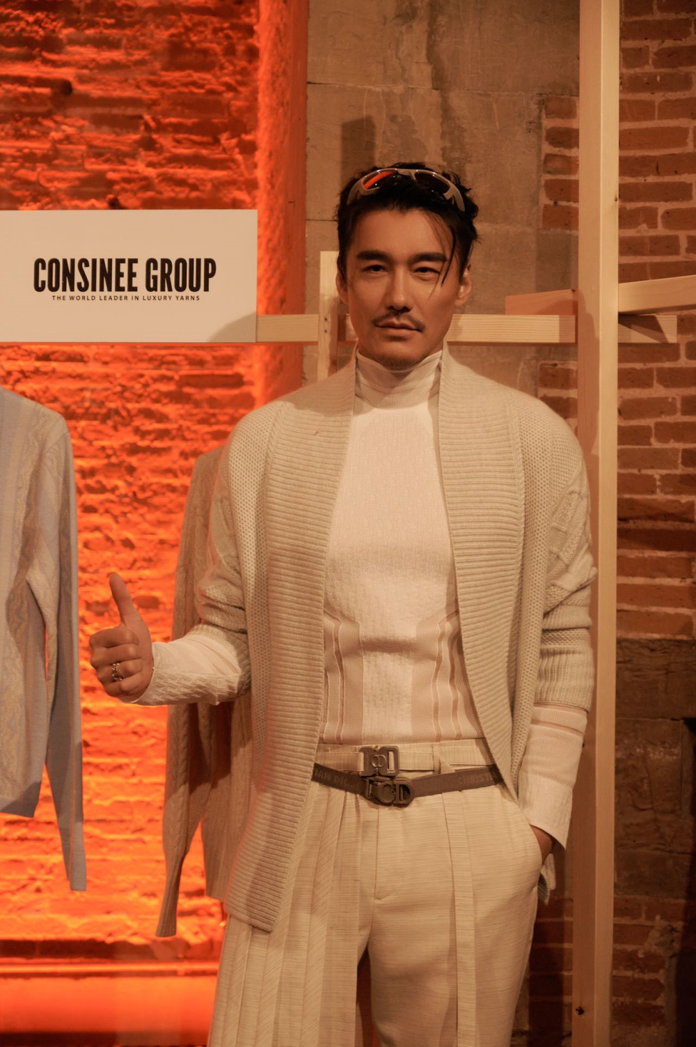 胡兵伦敦时装周佛罗伦萨站惊喜收官期待下一站米兰站