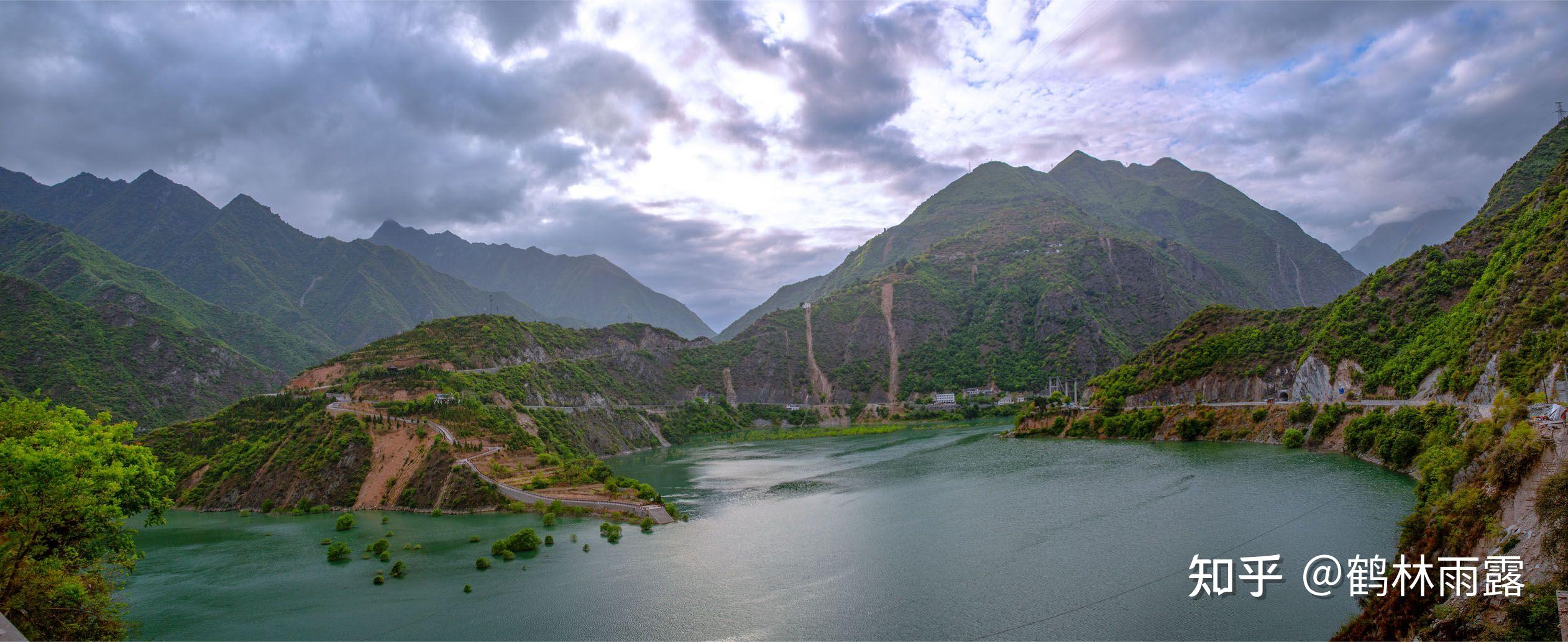 长江嘉陵江支流白龙江