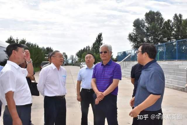 李玉良,内蒙古鄂尔多斯市人,生于1958年8月,大学本科学历,现任