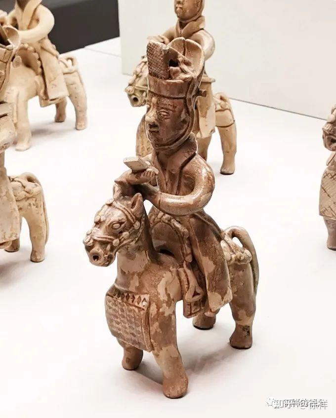 国家博物馆系列(第20期):两晋时期青瓷魂瓶、骑马陶俑、画像砖等珍贵文物 - 知乎