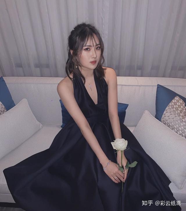 任正非第二任太太姚凌曾是得力秘书培养女儿为哈佛学霸兼名媛