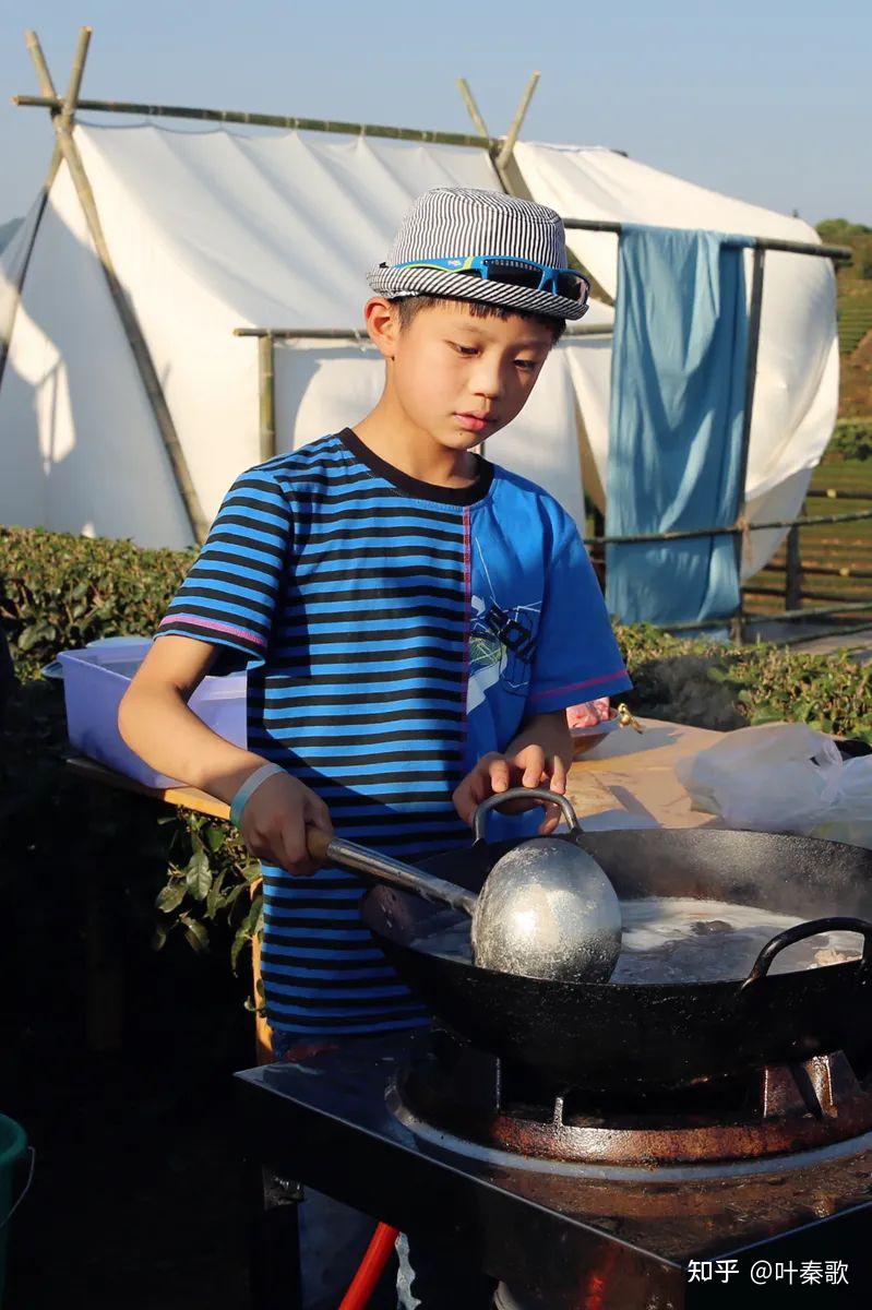 2017年打造各种最美一餐—汇思顿·锦绣未来婴幼园.