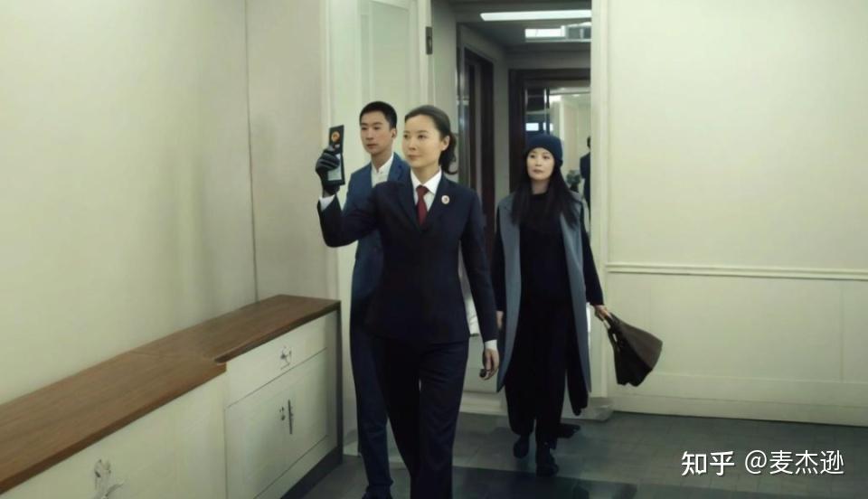 “亮证姐”没事,她老公被立案调查了…… - 知乎