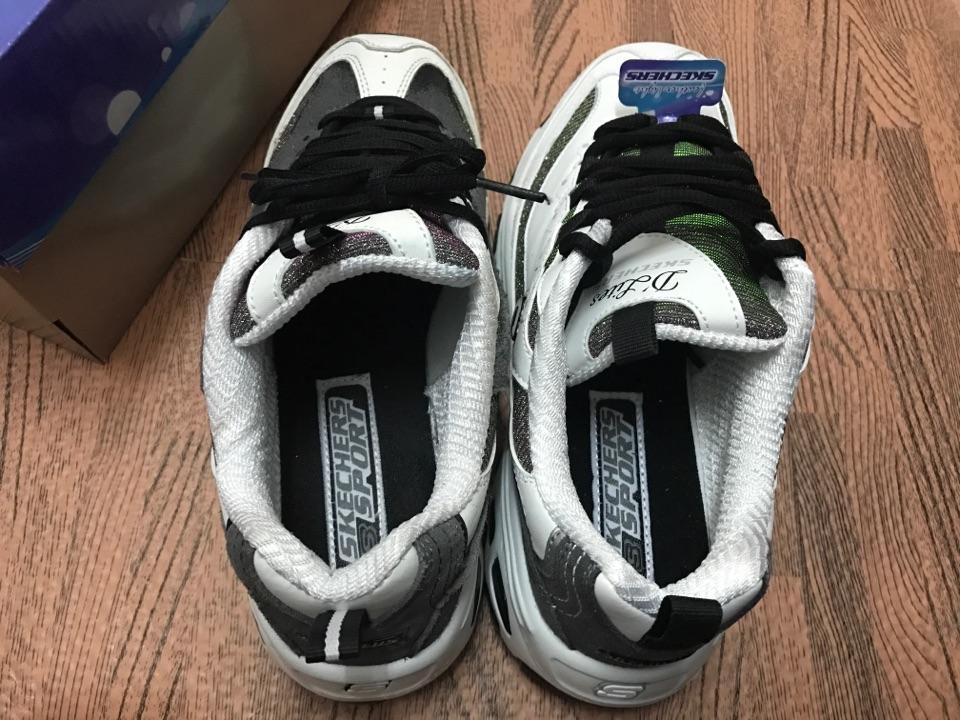 斯凯奇天猫旗舰店上的优惠那么大,是正品吗?