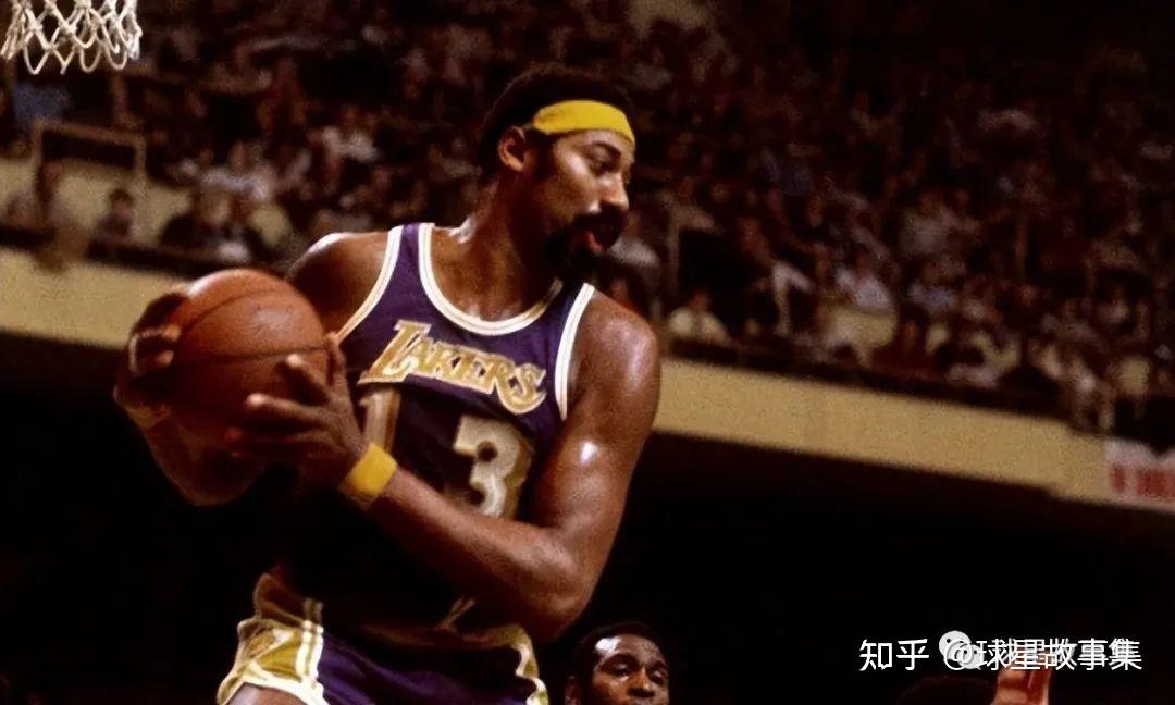 进攻无解!nba历史进攻最强的十位球星:斯蒂芬·库里的三分狂潮! - 知