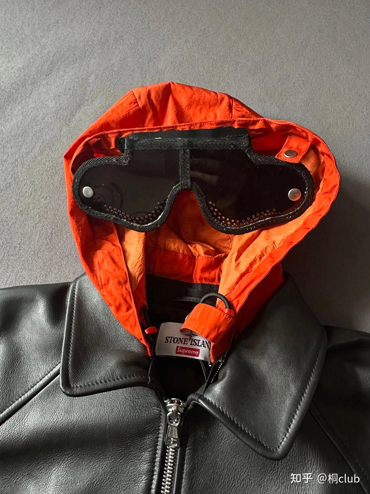年度超重磅联名石头岛supreme小牛皮皮衣非常top的一件皮衣很有质感