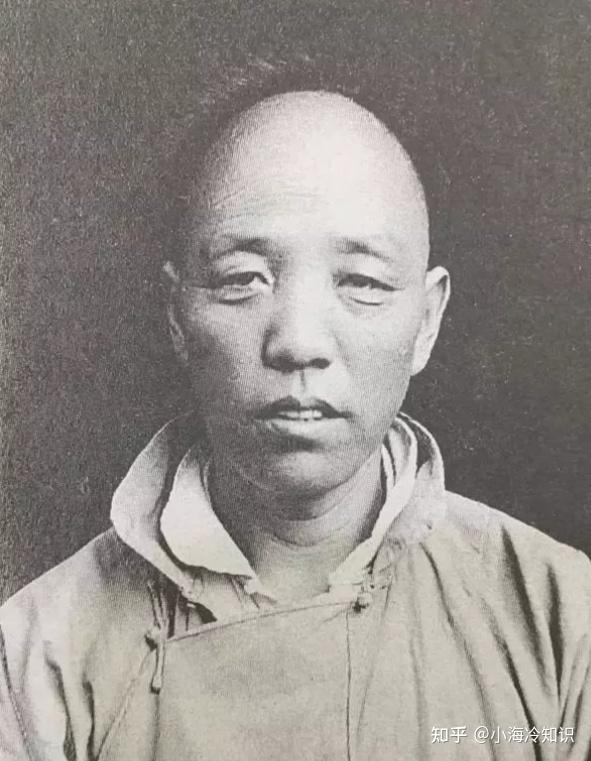 晚清太监真实相貌:相貌堂堂,图3太监将珍妃投井,图7才是李莲英 - 知乎