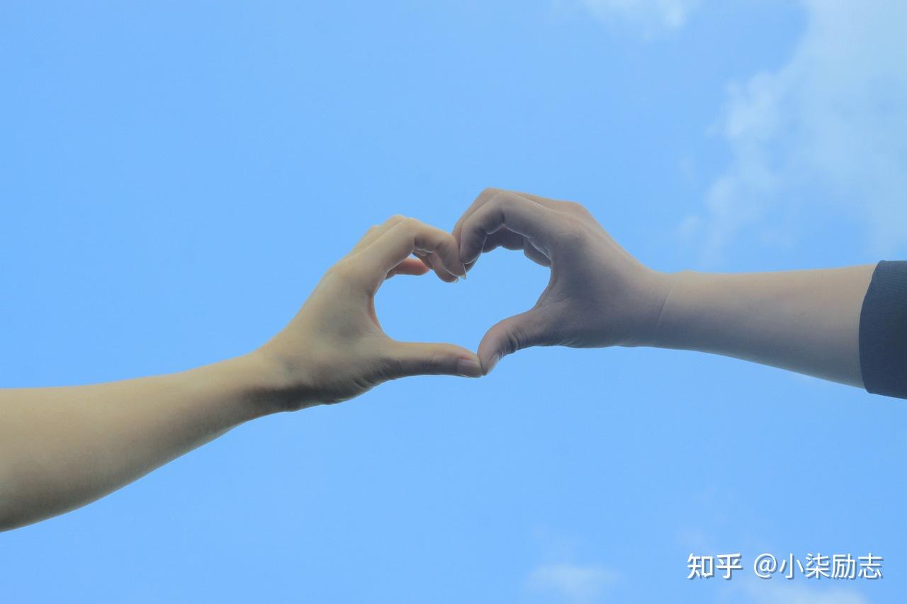 适合深夜发朋友圈的文案