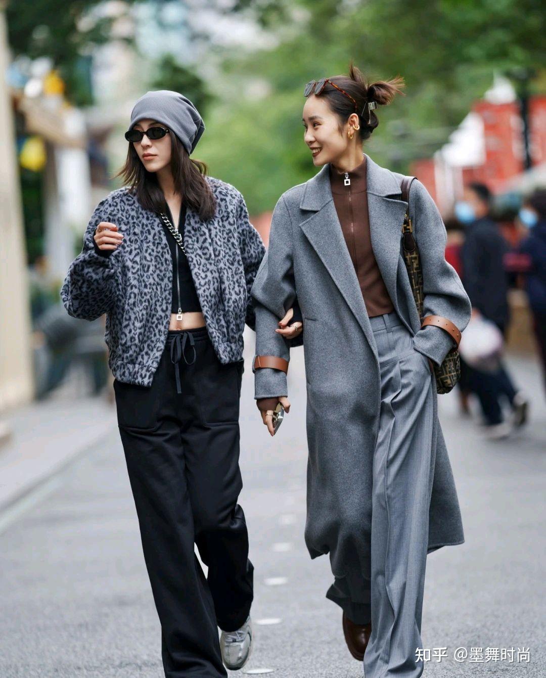 成都秋冬街拍,辣妹子的穿搭太养眼,那种松弛感很时髦