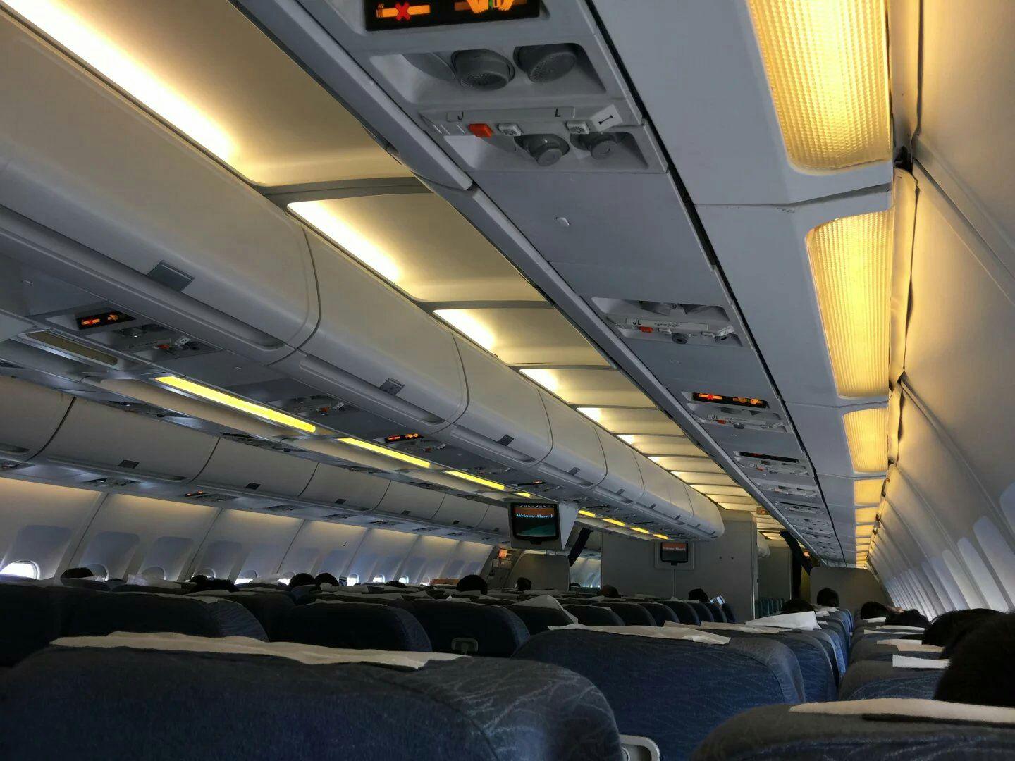 谁坐过巴基斯坦航空公司的飞机,为什么那么便