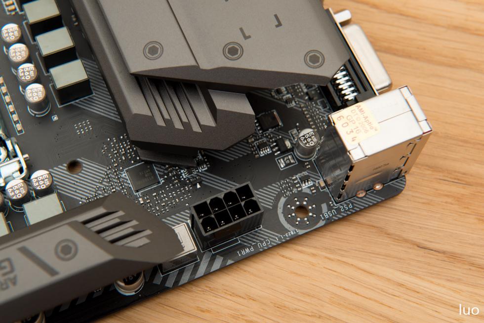 性价比吃鸡のrgb钢炮主机追风者314etg装机作业