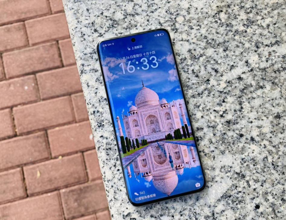 手机不要乱买,2000元左右这5款最值得选,优势强还有大降价