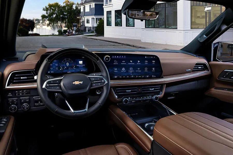 2025款雪佛兰萨博班（Suburban） 知乎