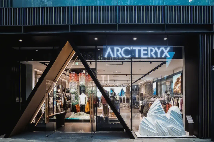 2021年,北京全市共落地有434家首店,旗舰店,其中三里屯商圈就有87家