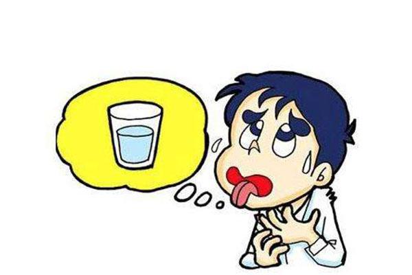 吴小生睡觉时总是觉得口干舌燥要小心是这5种疾病在作怪