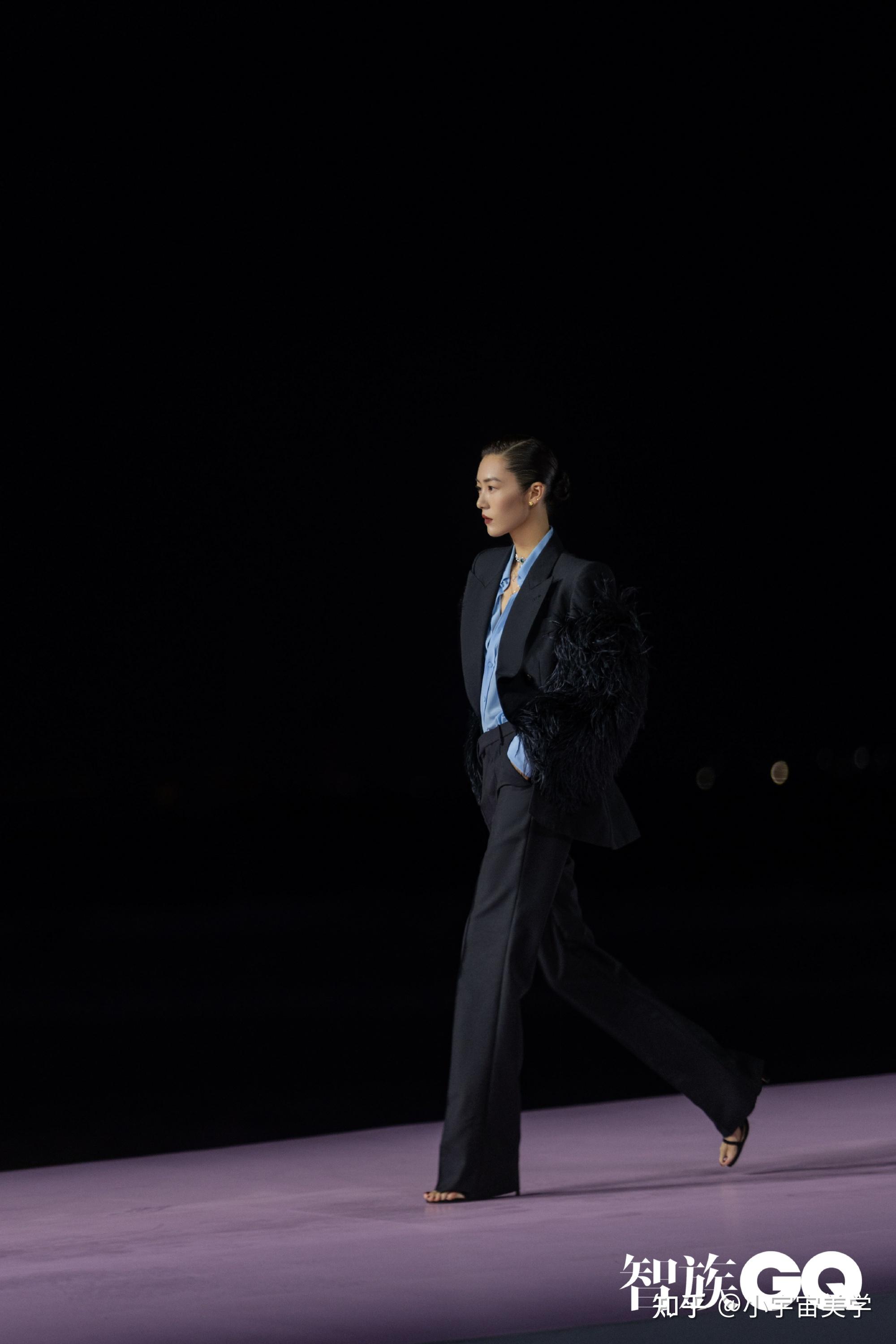 2021gq女明星红毯来了刘雯热巴毛晓彤你最看好谁