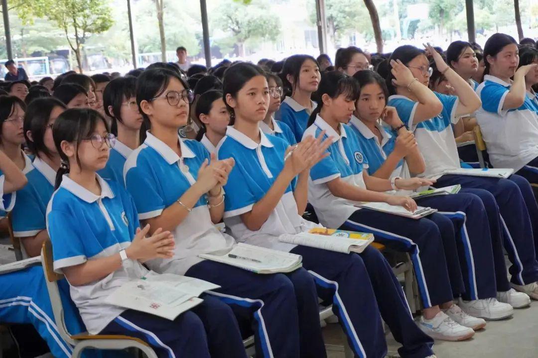 勤学苦练勇争第一记普宁国贤学校2024届中考动员大会