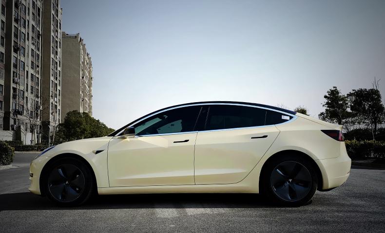 hoho鸿湖汽车膜改色,特斯拉model3「水晶高亮卡其米兰」