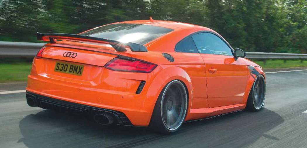 橙色风暴619匹姿态与动力兼顾的奥迪ttrs