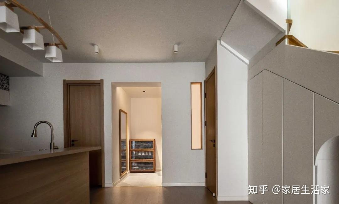 走进120㎡日式简约风复式家,感受原木的温馨治愈! - 知乎