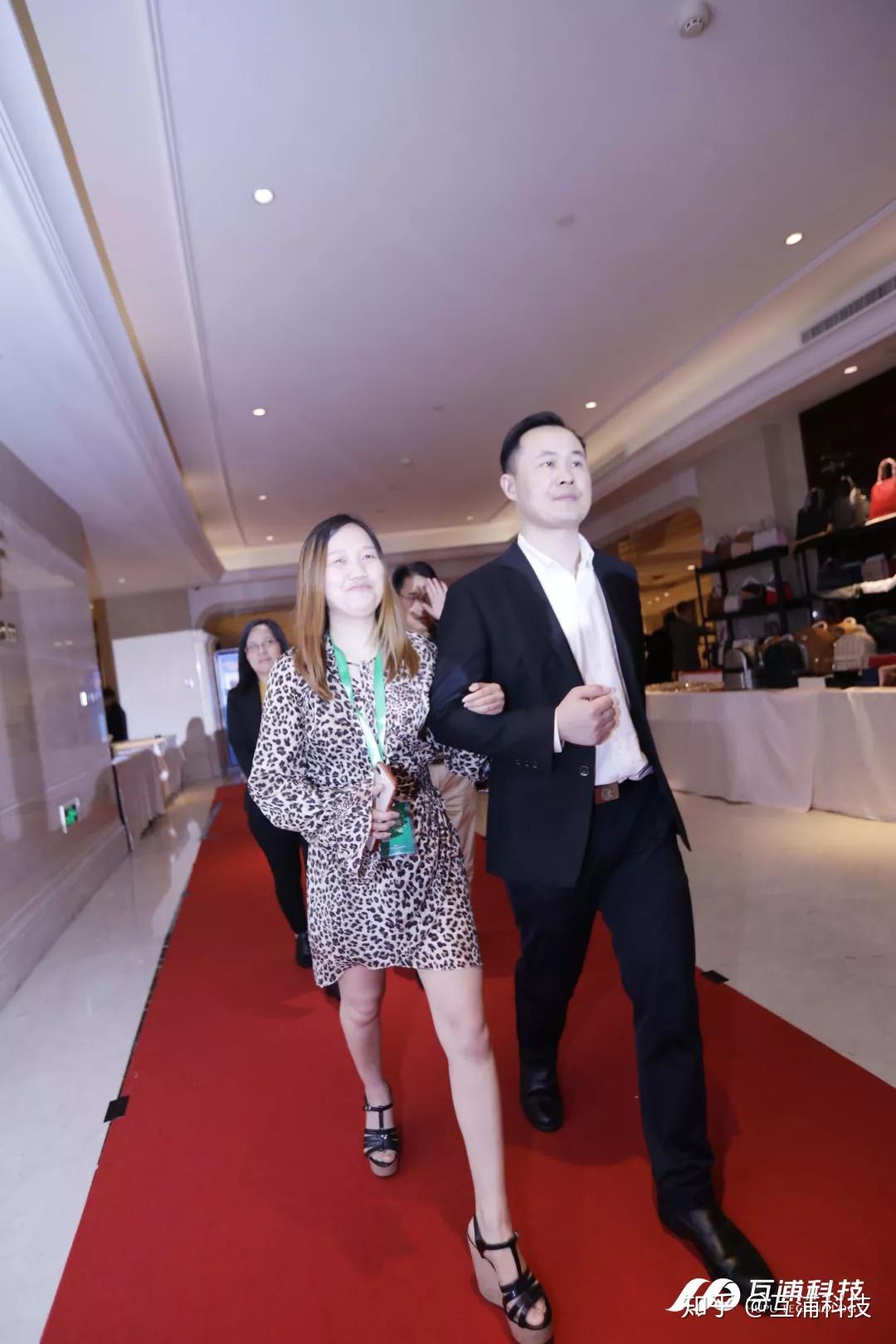 华丽之夜邀您共享互联网行业的饕餮盛宴