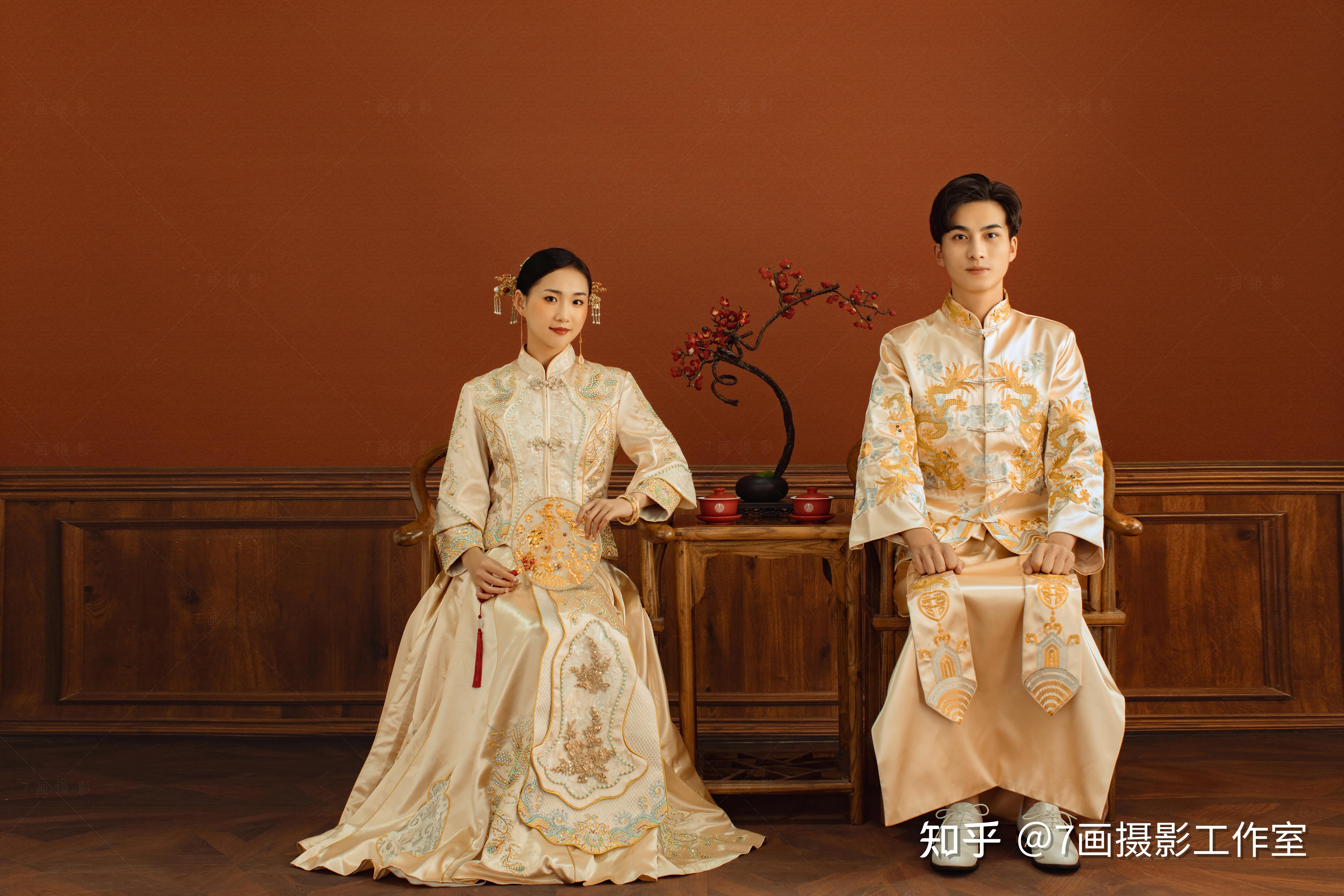 照一向是备婚姐妹们-与你的锦绣良缘端庄又温柔的新中式婚纱照来啦