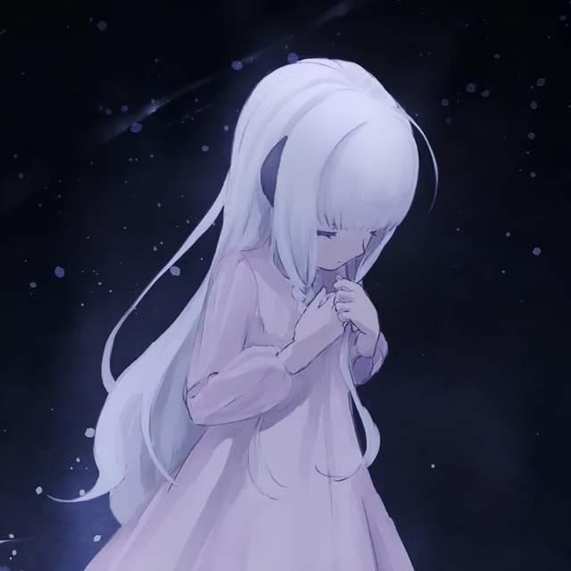 女孩 /女生头像/ 唯美 / 复古"晚风沦陷于赤诚的爱"天空 / 月亮