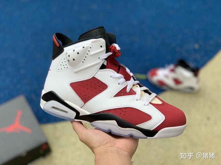 carmine 胭脂红是 michael jordan 乔丹数次在赛场上亲着的配色,细节