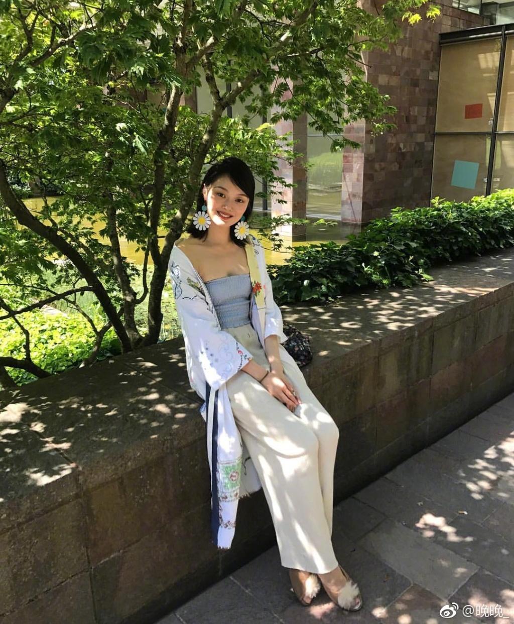 与其模仿晚晚学莫兰迪色系穿搭,不如来看他的画 - 知乎