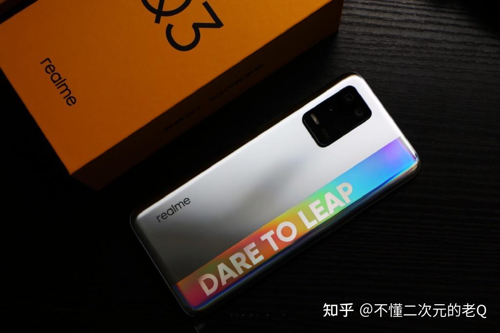 realmeq3开箱千元机皇的弟弟1299元的真香第二