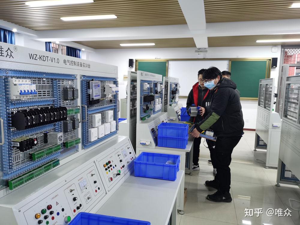 武漢市電子信息職業技術學校現代電子電工高水平實訓基地竣工