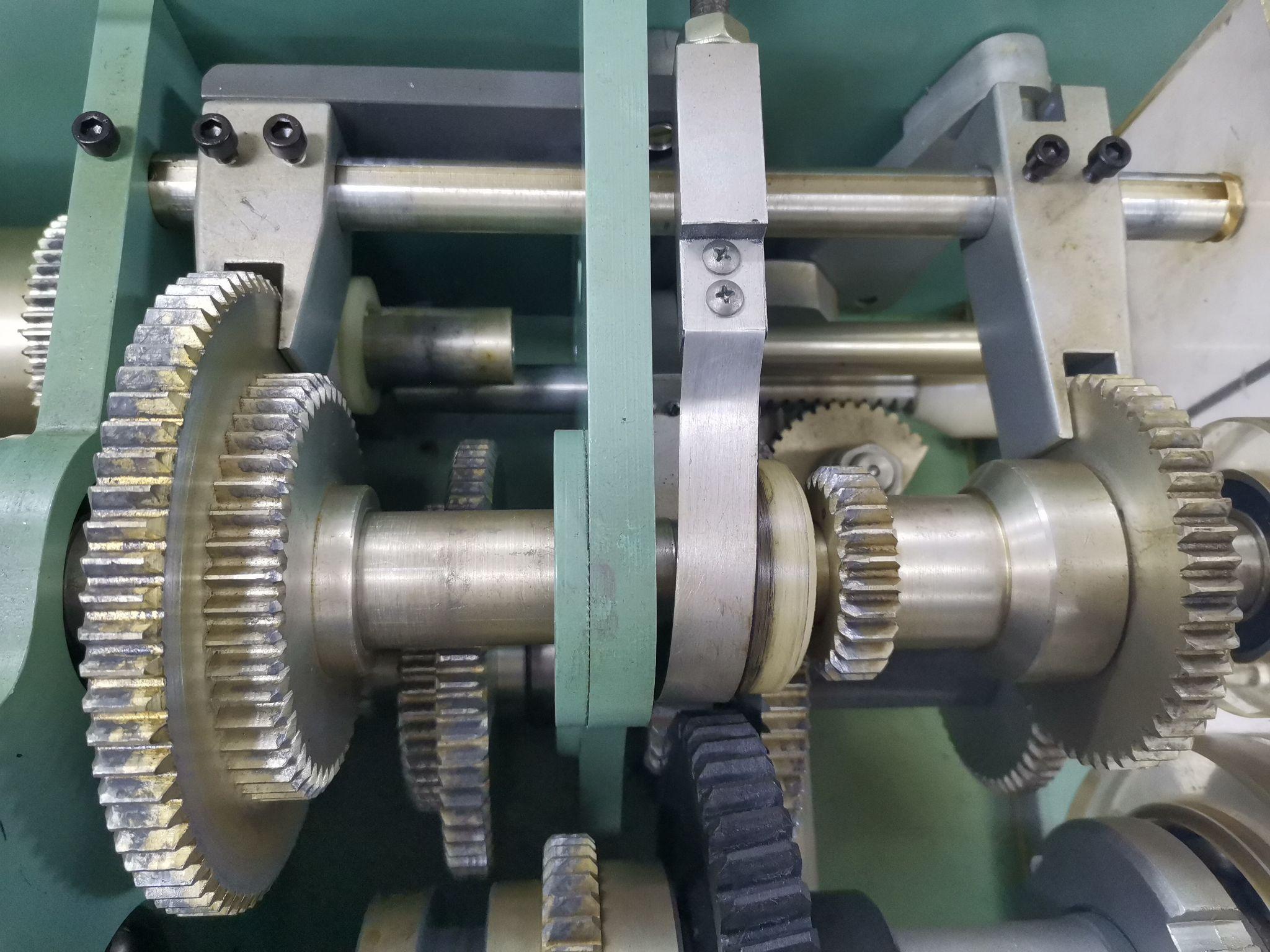 ca6140床头箱模型2q型减速器模型