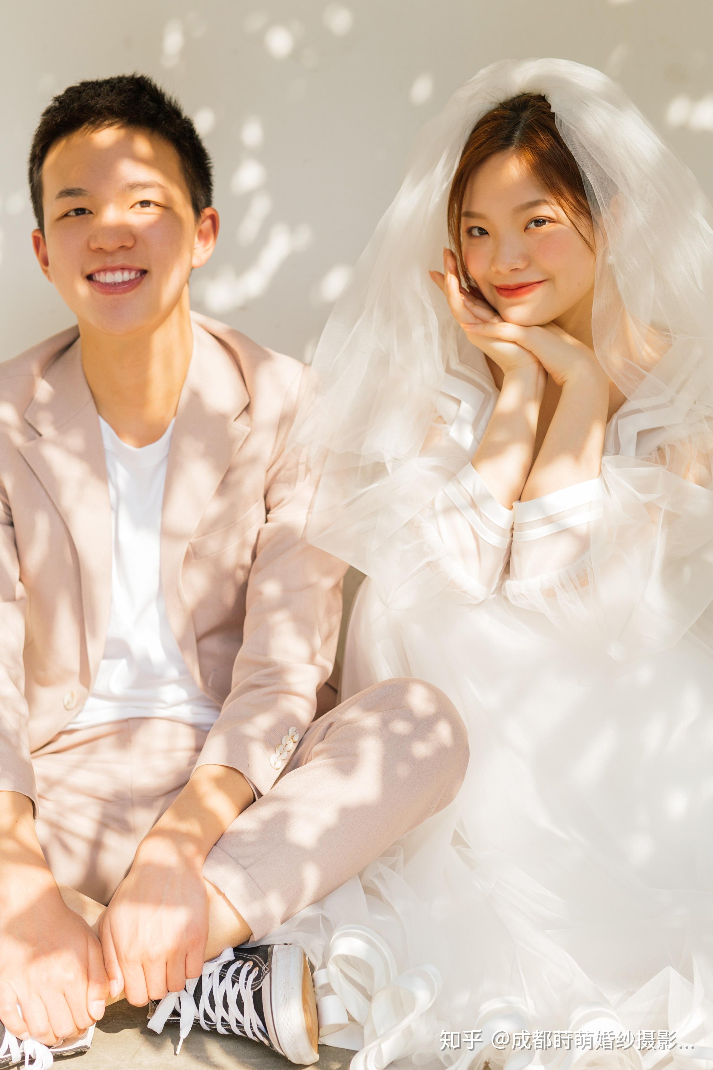 成都婚纱照莳萌摄影我喜欢的小清新风格系列小情侣拍摄的轻纱风