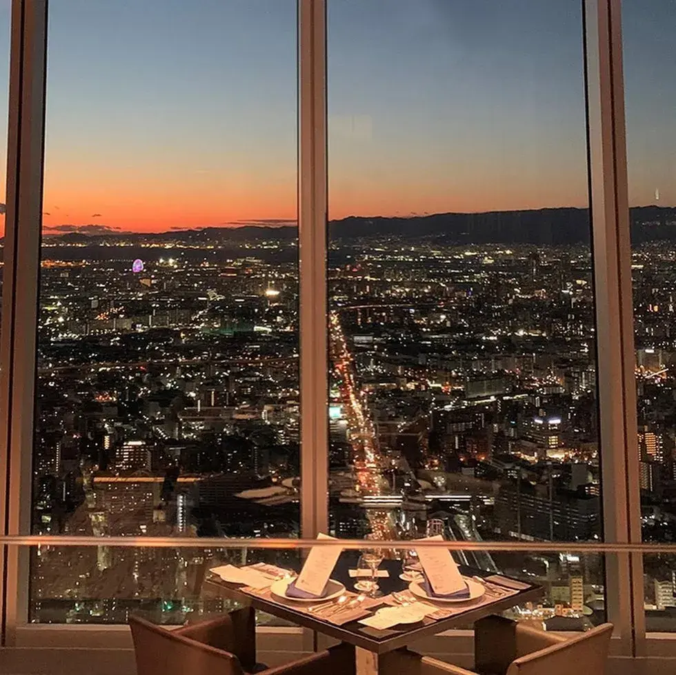 奢侈酒店房宇宙03日本大阪住宿推荐百万夜景陪你入睡大阪万豪酒店8