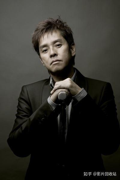 2007年获得cash音乐成就奖.2014年获得ifpi香港流行音乐文化歌手奖.